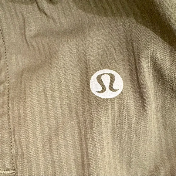 Lululemon Dance Studio Crop II, Dark Olive, Size 6 - Picture 11 of 13